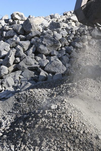 Exposition « Béton » de Lara Almarcegui au CAIRN Centre d&rsquo;art, Digne-les-Bains